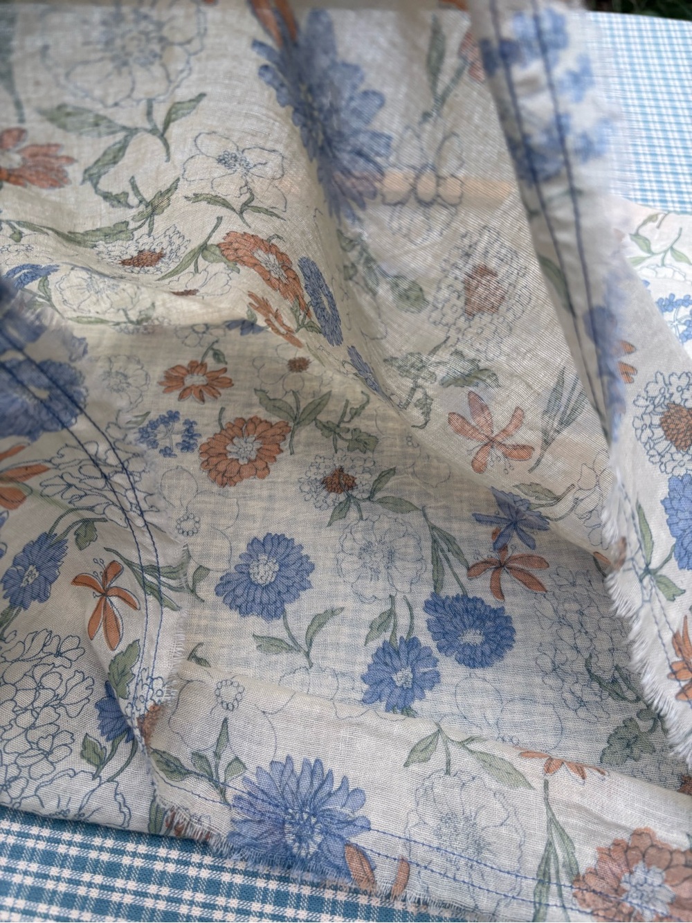 Vintage-Inspired Floral Crop Top in Blue & Tan Linen Blend Sheer XL - Picture 10 of 11